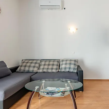 Appartamento Cozy In With Wifi