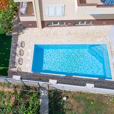 2 Bedroom In Апартаменты