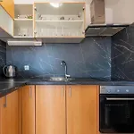 2 Bedroom In Apartman Zadar